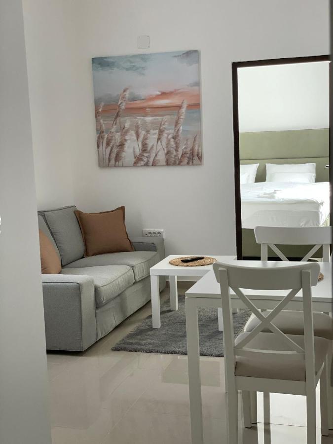 Morpheus Apartmani Σρέμσκα Μιτρόβιτσα Εξωτερικό φωτογραφία