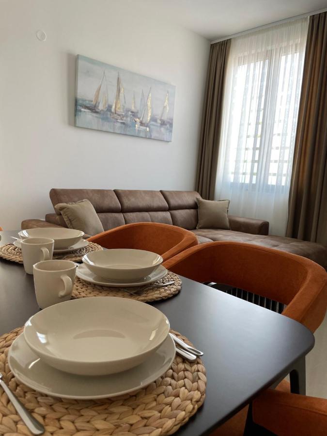 Morpheus Apartmani Σρέμσκα Μιτρόβιτσα Εξωτερικό φωτογραφία