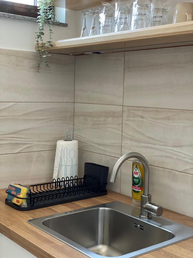 Morpheus Apartmani Σρέμσκα Μιτρόβιτσα Εξωτερικό φωτογραφία