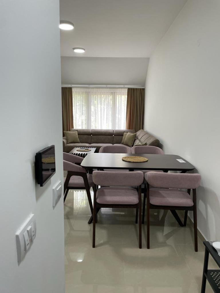 Morpheus Apartmani Σρέμσκα Μιτρόβιτσα Εξωτερικό φωτογραφία